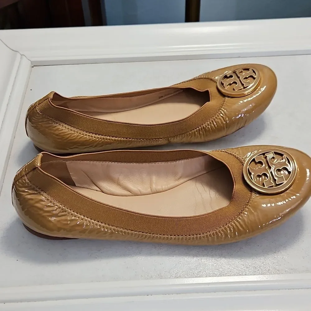 Tory Burch Caroline Patent Leather Tan Ballet Flats Size 6